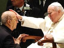 Marcial Maciel con Juan Pablo II Marcial Maciel con Juan Pablo II
