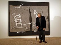 Antoni Tàpies Antoni Tàpies