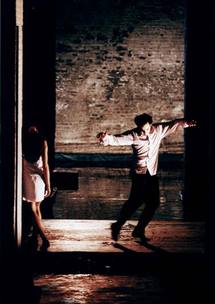 Espectáculo de danza en el agua y tango presenta Argentina en París Espectáculo de danza en el agua y tango presenta Argentina en París