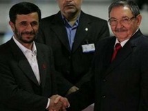 Mahmud Ahmadinejad-izquierda-y Raúl Castro Mahmud Ahmadinejad-izquierda-y Raúl Castro