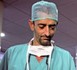 El paciente al que implantaron dos piernas "lloró" al ver sus extremidades