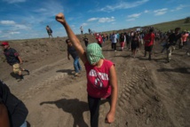 Manifestantes protestan contra la destrucción de sus lugares sagrados