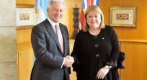 Alan Duncan y Susana Malcorra Alan Duncan y Susana Malcorra