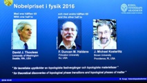 Los tres ganadores del Nobel de Física, Thouless, Haldane y Kosterlitz Los tres ganadores del Nobel de Física, Thouless, Haldane y Kosterlitz