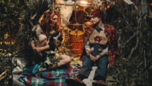 Una escena de Swiss army man Una escena de Swiss army man