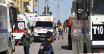 Kamikazes se hacen estallar y matan a tres policías en Turquía