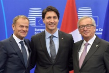 De izquierda a derecha, Tusk, Trudeau y Juncker De izquierda a derecha, Tusk, Trudeau y Juncker