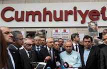 Detenido el presidente del diario de oposición turco Cumhuriyet
