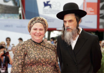 Rama Burshtein, a la izquierda. Rama Burshtein, a la izquierda.