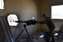 Miles de civiles huyen del este de Alepo hacia zonas controladas por el régimen Miles de civiles huyen del este de Alepo hacia zonas controladas por el régimen