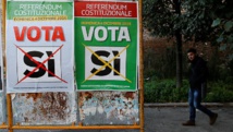 Carteles pidiendo el sí.