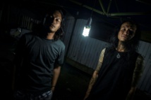 Tharr Pu-izquierda-y Aung Myo Linn de la Nightmare metal band