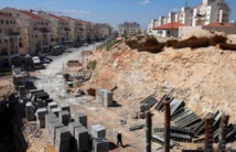 Israel evacúa emblemática colonia pero anuncia miles de nuevas viviendas en Cisjordania Israel evacúa emblemática colonia pero anuncia miles de nuevas viviendas en Cisjordania