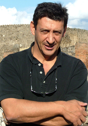 Un documental sobre 'La vida loca' de las maras compite en San Sebastián Un documental sobre 'La vida loca' de las maras compite en San Sebastián