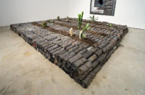 Una obra de Jannis Kounellis Una obra de Jannis Kounellis