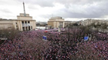 Manifestantes a favor de Fillon en París Manifestantes a favor de Fillon en París