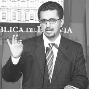 Cardenal dice que no callará pese a críticas del Gobierno Cardenal dice que no callará pese a críticas del Gobierno