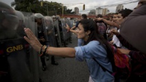Manifestantes contrarios al gobierno en Venezuela Manifestantes contrarios al gobierno en Venezuela
