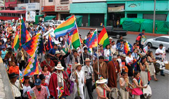 Pueblos indígenas organizarán segunda cumbre en Cusco Pueblos indígenas organizarán segunda cumbre en Cusco