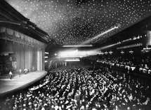El legendario teatro de variedades "Wintergarten" baja el telón para siempre