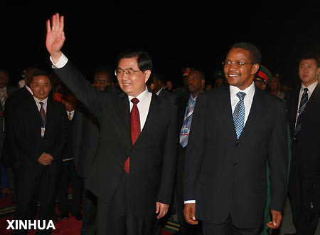 Presidentes chino y tanzano conversan sobre relaciones de cooperación