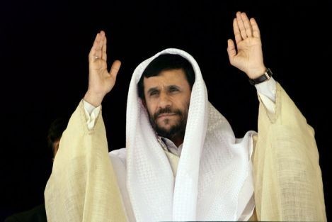 Ahmadineyad: “Las potencias arrogantes y dictadoras no merecen liderar el mundo” Ahmadineyad: “Las potencias arrogantes y dictadoras no merecen liderar el mundo”