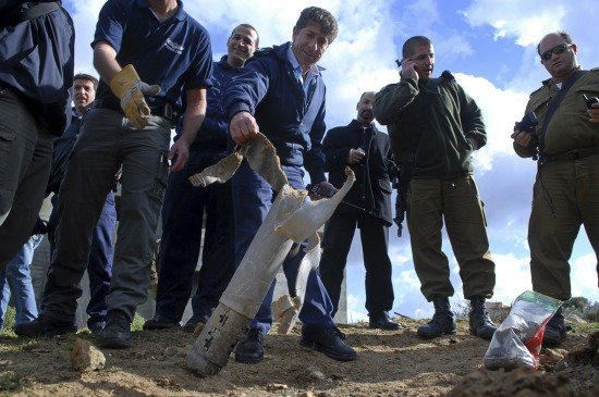 Proyectil desde Líbano impacta en Israel, que responde con 7 obuses