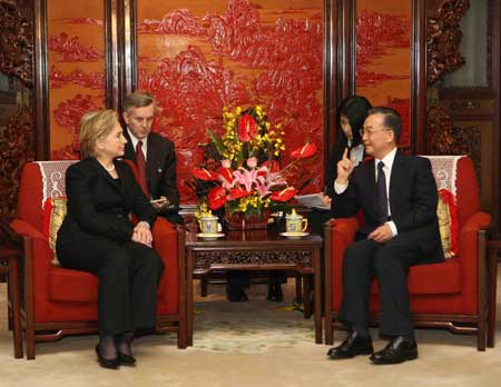 Wen y Clinton subrayan relaciones bilaterales citando refranes chinos