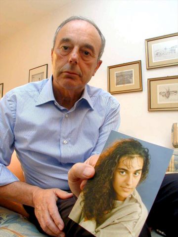 La Fiscalía investiga al padre de Eluana Englaro por homicidio voluntario La Fiscalía investiga al padre de Eluana Englaro por homicidio voluntario