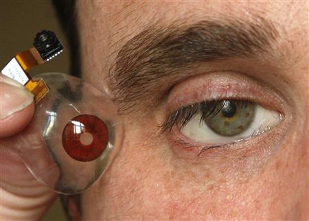 Un cineasta se implantará una cámara en el ojo