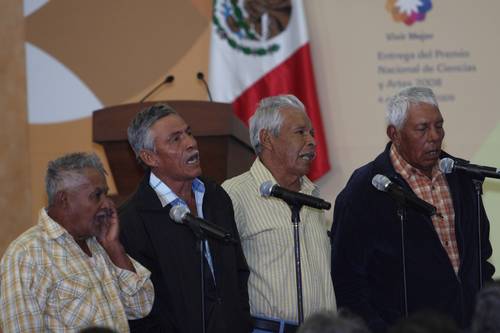 "Convertir un trozo de tierra en una figura de barro es fascinante"