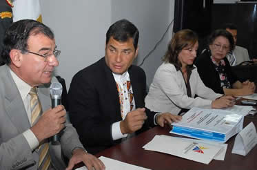 AP 'Reencaucha' a la partidocracia AP 'Reencaucha' a la partidocracia