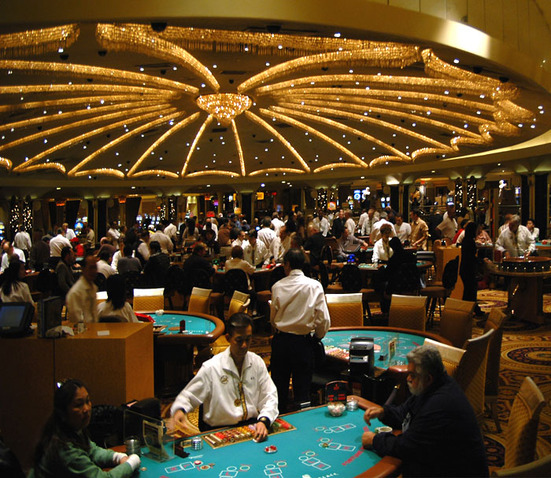 4 años de cárcel a sacerdote que gastaba ofrendas en casinos 4 años de cárcel a sacerdote que gastaba ofrendas en casinos