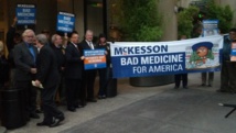 Protesta de trabajadores y extrabajadores de McKesson