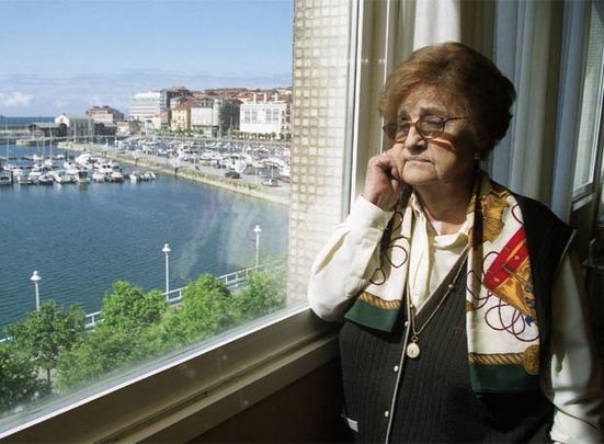 Muere Corín Tellado, maestra de lo sentimental Muere Corín Tellado, maestra de lo sentimental