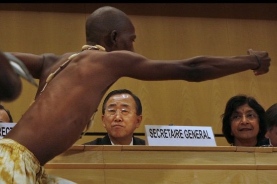 Ban Ki Mun critica las ausencias en conferencia sobre el racismo y se reúne con Ahmadineyad Ban Ki Mun critica las ausencias en conferencia sobre el racismo y se reúne con Ahmadineyad