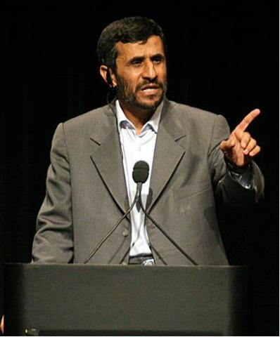 Ahmadineyad: “Expansionismo y racismo, raíces de los problemas de la humanidad” Ahmadineyad: “Expansionismo y racismo, raíces de los problemas de la humanidad”