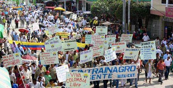 17.000 bananeros colombianos en huelga para exigir aumento salarial