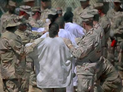 Obama restablecerá tribunales militares de Guantánamo Obama restablecerá tribunales militares de Guantánamo