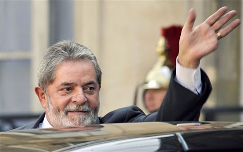 Lula en Riad para primera visita de un presidente brasileño a Arabia Saudí