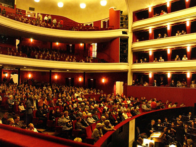 La Opera de Viena celebra sus 140 años con novedades tecnológicas La Opera de Viena celebra sus 140 años con novedades tecnológicas