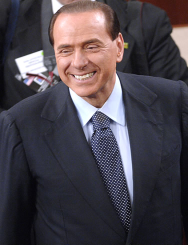 Berlusconi sobornó a un abogado para garantizar su impunidad Berlusconi sobornó a un abogado para garantizar su impunidad