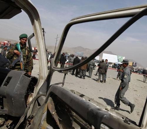 Cuatro muertos en atentado con bomba en el sur de Afganistán Cuatro muertos en atentado con bomba en el sur de Afganistán