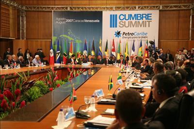 Alimentos y unión con el Alba destacan entre conclusiones de Cumbre Petrocaribe