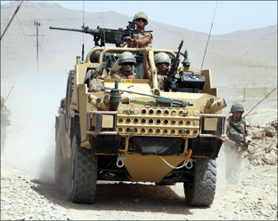Afganistán: seis civiles y dos soldados extranjeros muertos en atentados