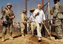 Tropas de EEUU abandonan las ciudades de Irak pero conservan las cárceles Tropas de EEUU abandonan las ciudades de Irak pero conservan las cárceles