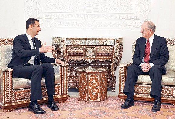 Emisario de EEUU considera "francas y positivas" conversaciones con Asad Emisario de EEUU considera "francas y positivas" conversaciones con Asad