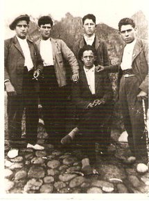 Los 5 hombres de Villanueva de la Vera fusilados en agosto de 1936 Los 5 hombres de Villanueva de la Vera fusilados en agosto de 1936