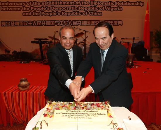"El enfrentamiento entre argelinos y chinos no ha sido más que un hecho aislado"