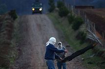 Los Indigenas mapuche luchan por sus tierras